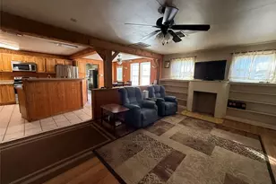307 Cedar St, Palo Pinto, TX 76484 - Photo 4