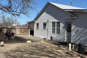 307 Cedar St, Palo Pinto, TX 76484 - Photo 20