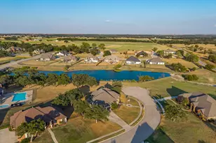 111 Highland Ct, Boyd, TX 76023 - Photo 6