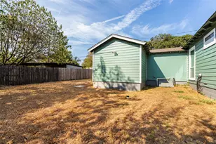 5600 Hiett Ct, Fort Worth, TX 76112 - Photo 22