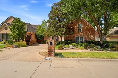 2805 Prestonwood Drive, Plano, TX 75093 - Photo 2