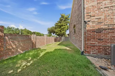 2805 Prestonwood Drive, Plano, TX 75093 - Photo 36