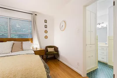 737 N Hampton Road, Dallas, TX 75208 - Photo 18