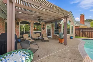 942 Village Pkwy, Coppell, TX 75019 - Photo 10
