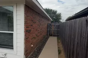 10504 Aransas Dr, Fort Worth, TX 76131 - Photo 24