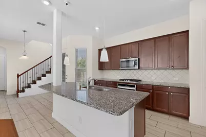 12779 Friar Street, Farmers Branch, TX 75234 - Photo 16
