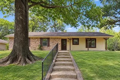 1724 Glenbrook Street, Corsicana, TX 75110 - Photo 1