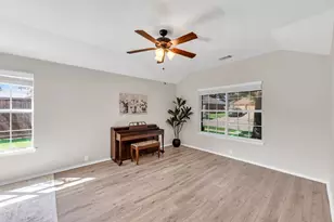 1320 Periwinkle Dr, Wylie, TX 75098 - Photo 4