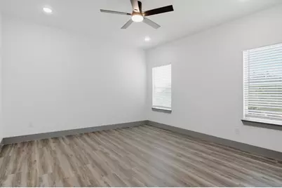 1013 Duff Court, Fort Worth, TX 76112 - Photo 32