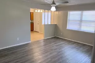 806 Phillips Dr, Ennis, TX 75119 - Photo 4
