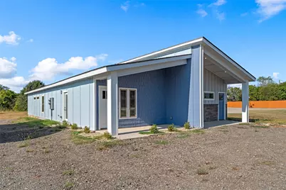 711 4th Street, Eddy, TX 76524 - Photo 2