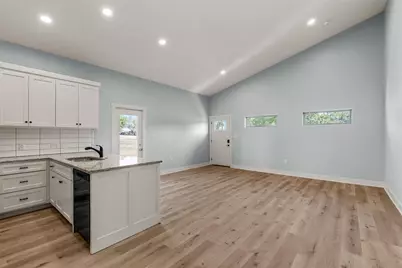 711 4th Street, Eddy, TX 76524 - Photo 20