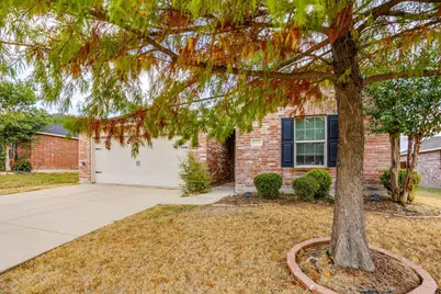 1204 Foxglove Lane, Burleson, TX 76028 - Photo 4
