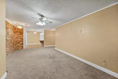 1924 Canterbury Street, Irving, TX 75062 - Photo 8