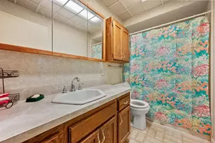1924 Canterbury St, Irving, TX 75062 - Photo 26