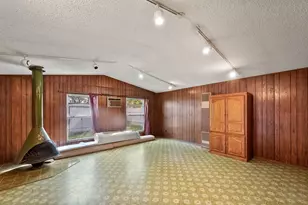 1924 Canterbury St, Irving, TX 75062 - Photo 22