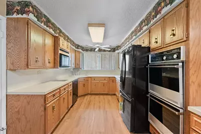 1924 Canterbury Street, Irving, TX 75062 - Photo 16