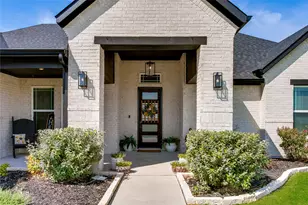 1730 Blackfoot Pkwy, Waxahachie, TX 75165 - Photo 2