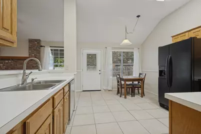 2105 Westview Trail, Denton, TX 76207 - Photo 12