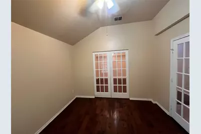 615 Magnolia, Glenn Heights, TX 75154 - Photo 6