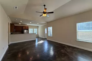 402 W Ave C, Waxahachie, TX 75165 - Photo 8