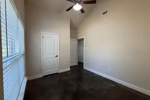 402 W Ave C, Waxahachie, TX 75165 - Photo 28