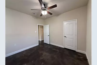 402 W Avenue C, Waxahachie, TX 75165 - Photo 22