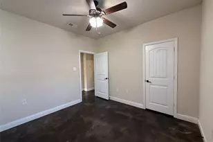 402 W Ave C, Waxahachie, TX 75165 - Photo 22