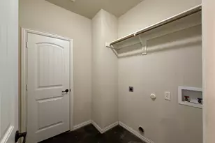 402 W Ave C, Waxahachie, TX 75165 - Photo 30
