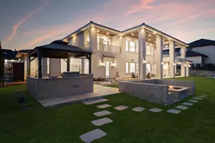 1121 Excalibur Blvd, Lewisville, TX 75056 - Photo 2