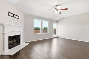 652 Lincoln Ave, Lavon, TX 75166 - Photo 8