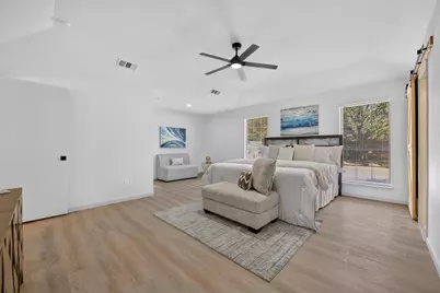 10117 Stoneleigh Drive, Benbrook, TX 76126 - Photo 16