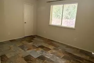 623 Moss Rose Ct, Dallas, TX 75217 - Photo 14