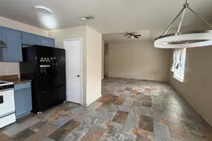 623 Moss Rose Ct, Dallas, TX 75217 - Photo 6