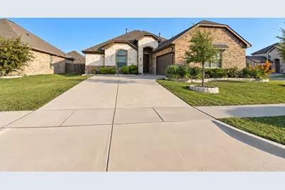 3451 April Breeze Trail, Grand Prairie, TX 76065 - Photo 2