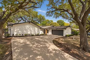 4905 Rock River Dr, Fort Worth, TX 76103 - Photo 2