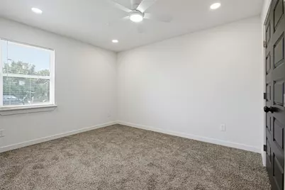 418 Dawson Circle, Grand Prairie, TX 75051 - Photo 18