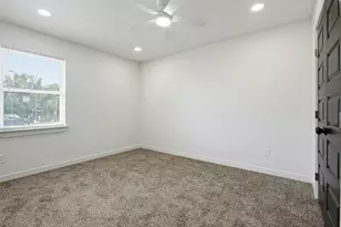 418 Dawson Cir, Grand Prairie, TX 75051 - Photo 18