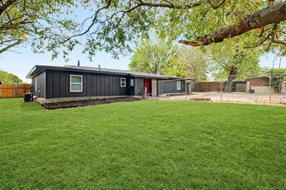 418 Dawson Circle, Grand Prairie, TX 75051 - Photo 24