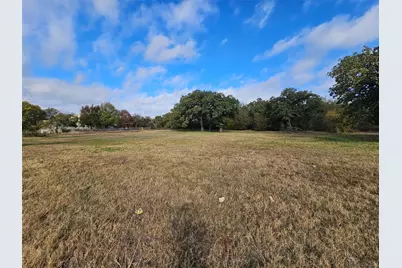 7609 John T White Road, Fort Worth, TX 76120 - Photo 4