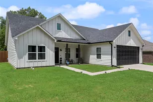 3840 McDougal St, Greenville, TX 75401 - Photo 2