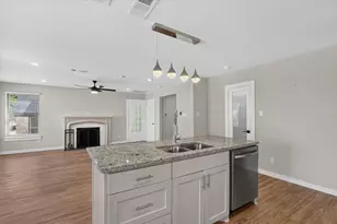 1214 E Waco Ave, Dallas, TX 75216 - Photo 8