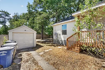 1214 E Waco Avenue, Dallas, TX 75216 - Photo 30