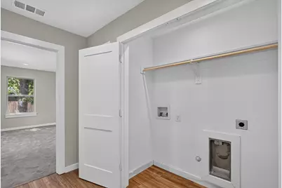 1214 E Waco Avenue, Dallas, TX 75216 - Photo 24