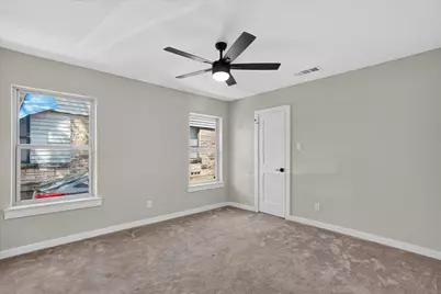 1214 E Waco Avenue, Dallas, TX 75216 - Photo 16