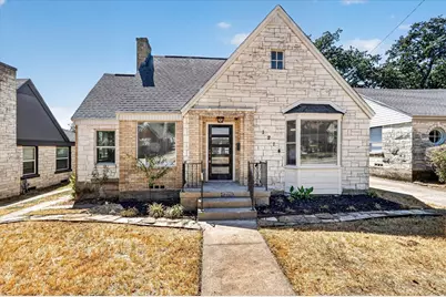 1214 E Waco Avenue, Dallas, TX 75216 - Photo 1