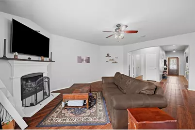 409 Bryn Mawr Lane, Van Alstyne, TX 75495 - Photo 8