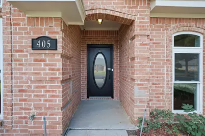 405 Montreal Drive, Hurst, TX 76054 - Photo 4