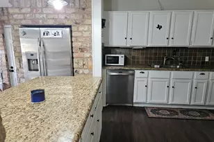 1312 W Park Row Dr, Arlington, TX 76013 - Photo 10
