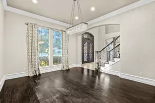 5601 S Woodcreek Cir, McKinney, TX 75071 - Photo 8